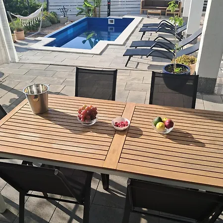 The Fig And Olive 卓得诺沃